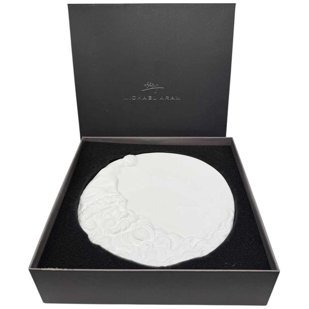 Michael Aram Santa Moon Porcelain Plate Dishwasher‎ Microwave Safe Gift Boxed